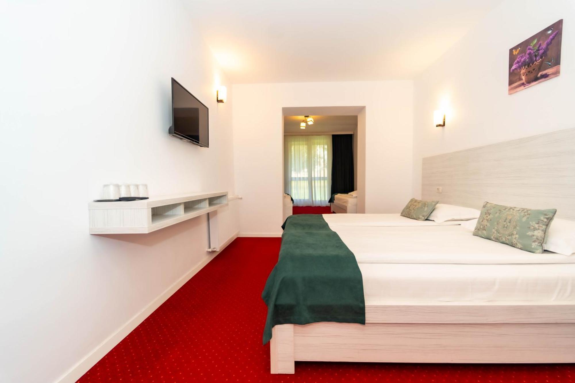 Hotel Cirus Predeal Esterno foto