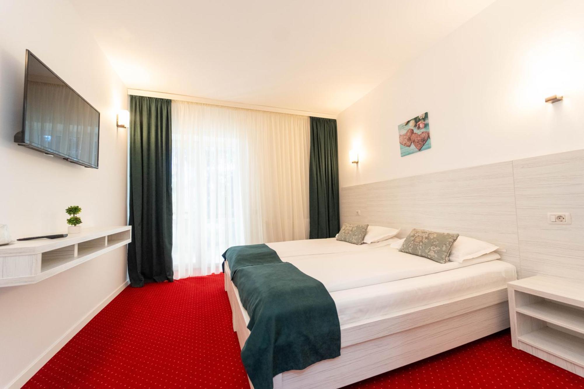 Hotel Cirus Predeal Esterno foto