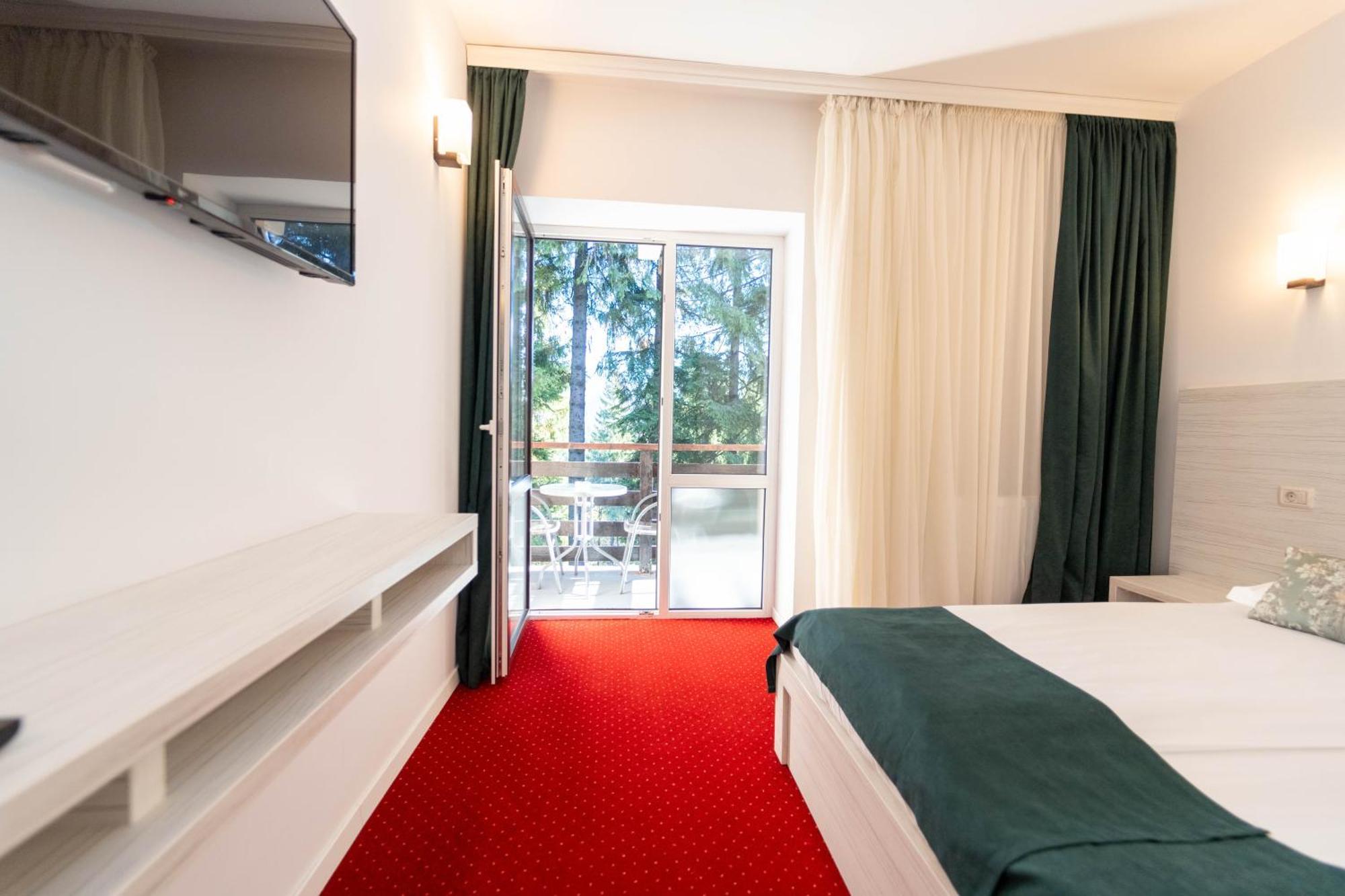 Hotel Cirus Predeal Esterno foto